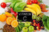 10 Segni e sintomi di carenza di vitamina C