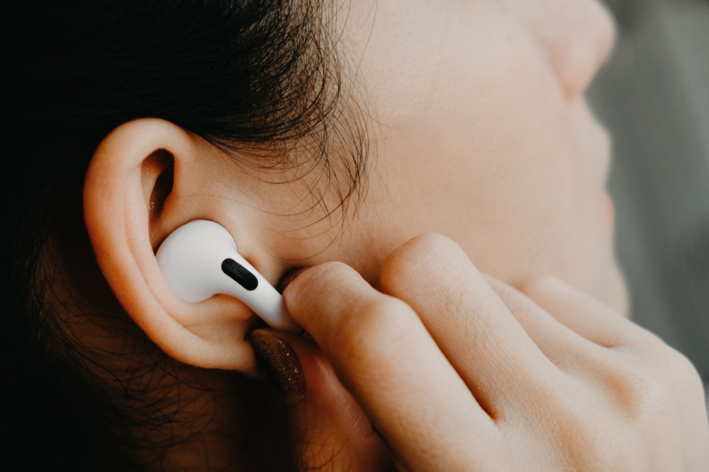 Gli AirPod fanno male alle orecchie